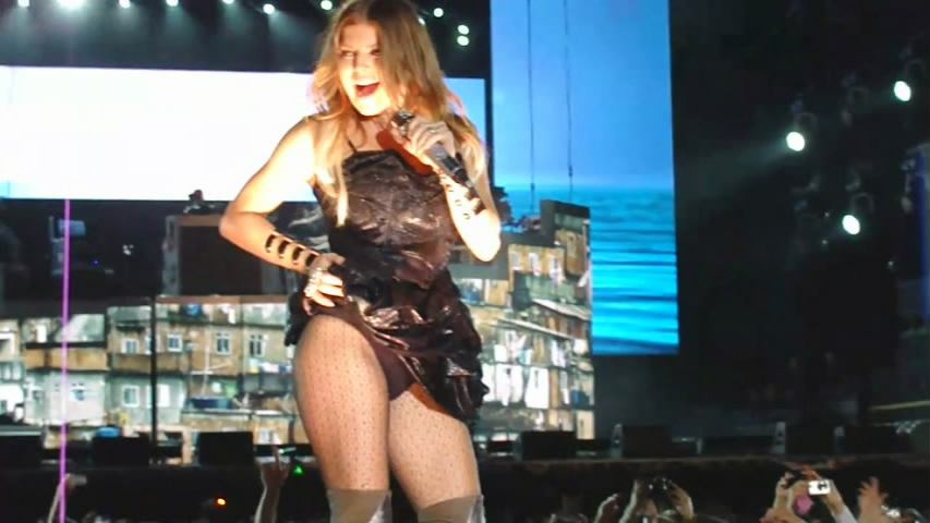 Fergie & The Black Eyed Peas - Hey Mama (Live @ Estadio Bicentenario de...