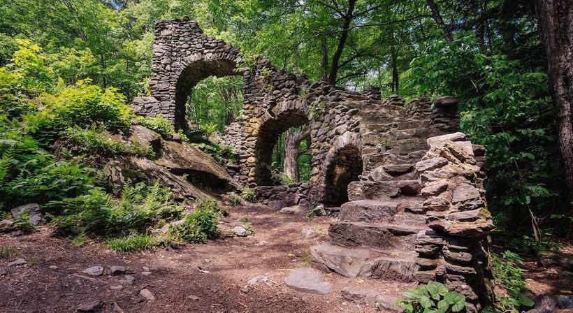 Stairs That Lead To Nowhere In The Woods 5 Most Mysterious Stairs in the Woods (with Map & Photos)