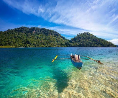  Padang populer dengan rendangnya yang sangat enak 5 Pantai Terbaik & Terfavorit di Padang, Sumatera Barat