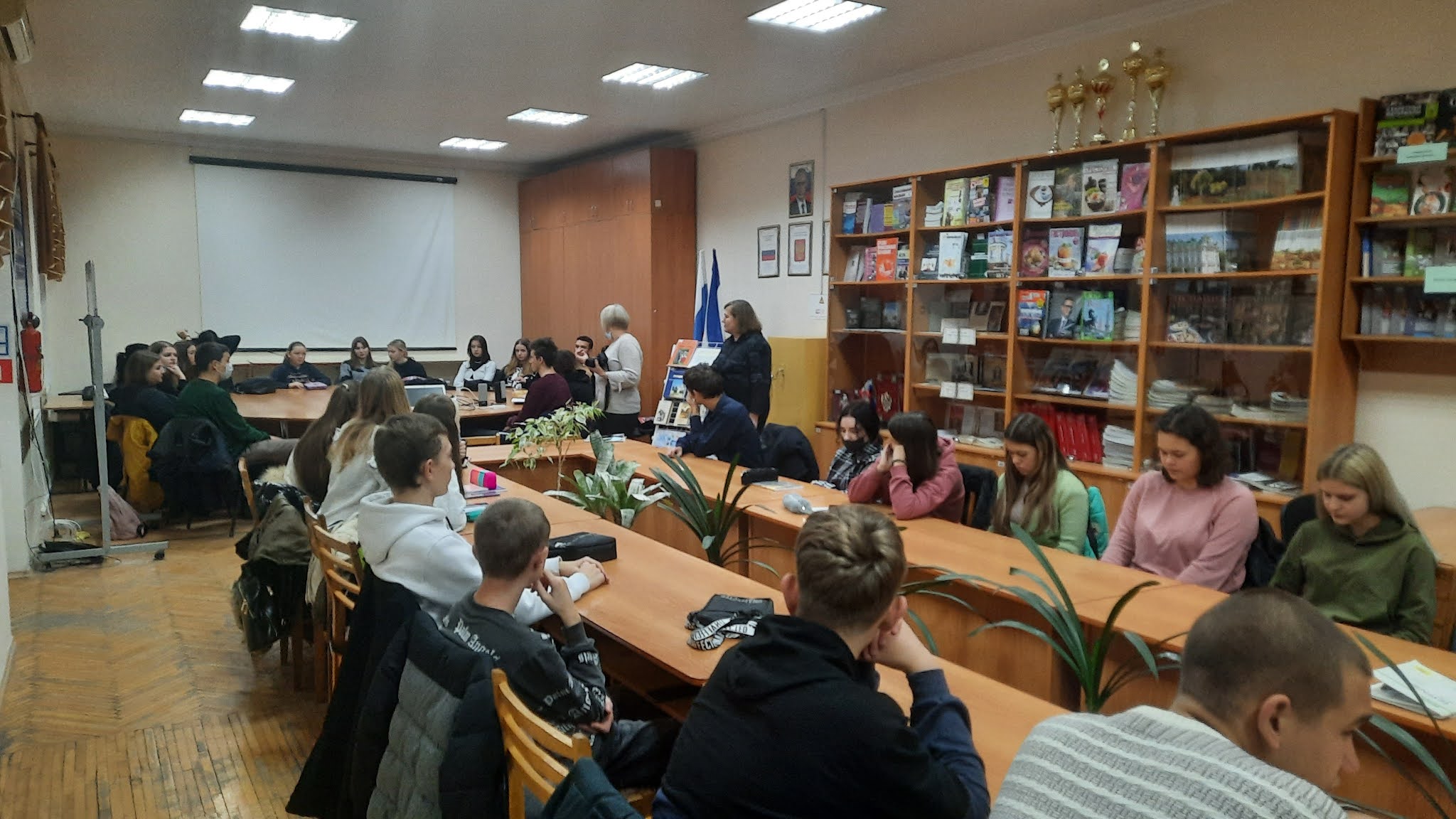 Романовский колледж симферополь. Романовский колледж индустрии гостеприимства. Романовский колледж симф. Гбпоу рк ркиг. Романовский колледж судак.