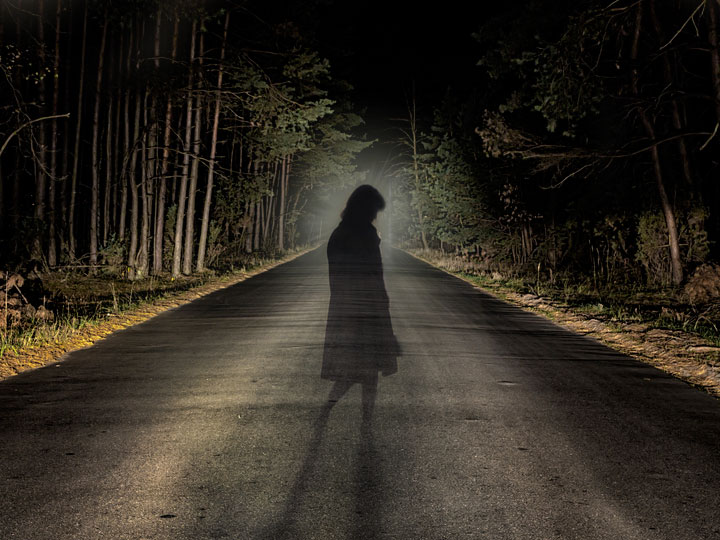 Ghost on Road A True Story Real Ghost Stories(02)