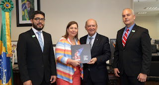 Ministério da Cidadania apresenta programas sociais para venezuelanos Presidente autoproclamado Juan Guaidó. que copia programas sociais braslleiro
