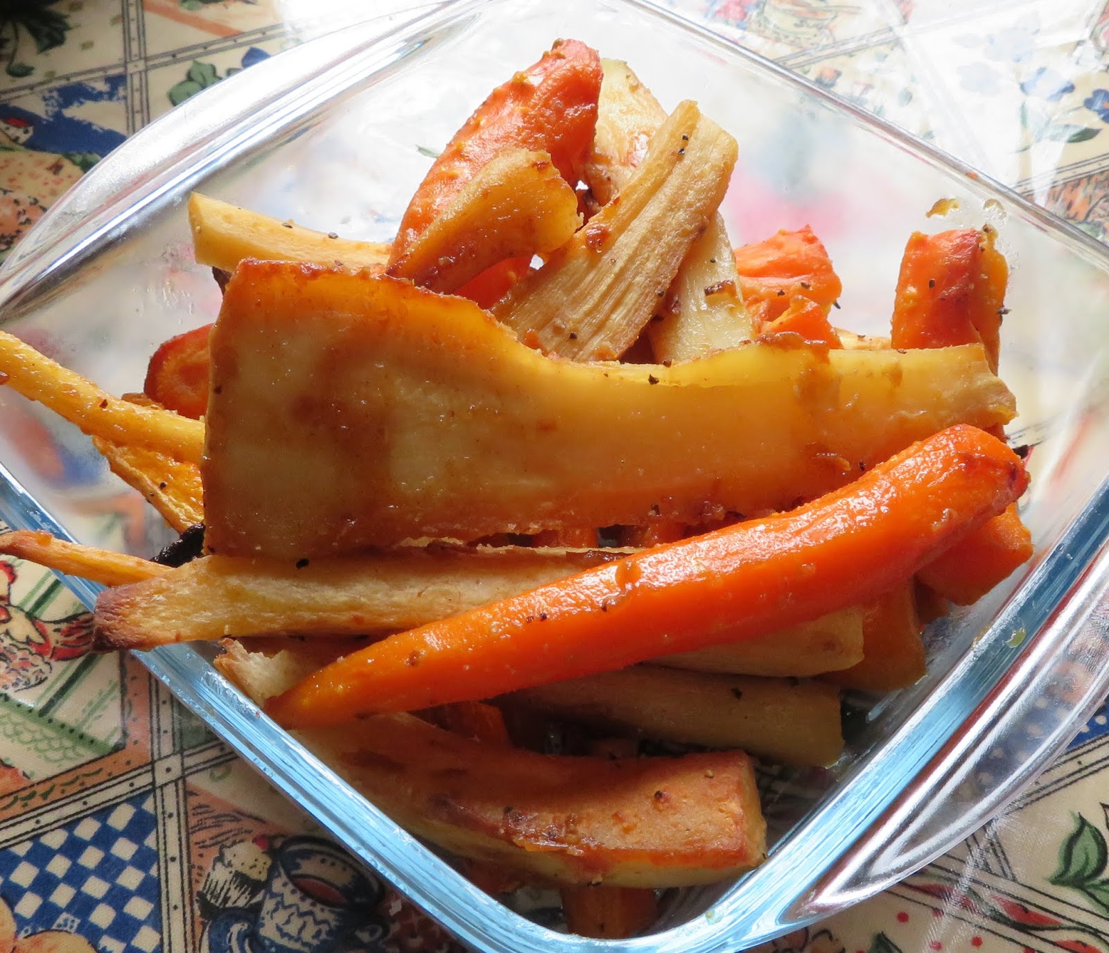 The English Kitchen Honey Mustard Roasted Parsnips & Carrots