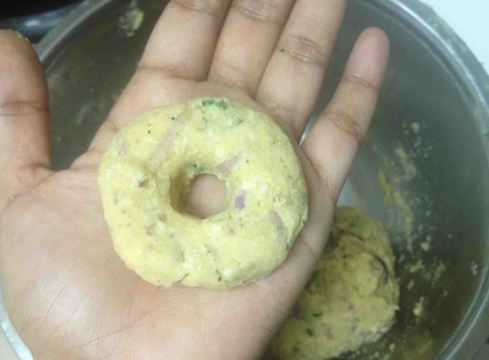 CHICKEN SNACKS / EASY SNACK RECIPES CHICKEN DONUTS