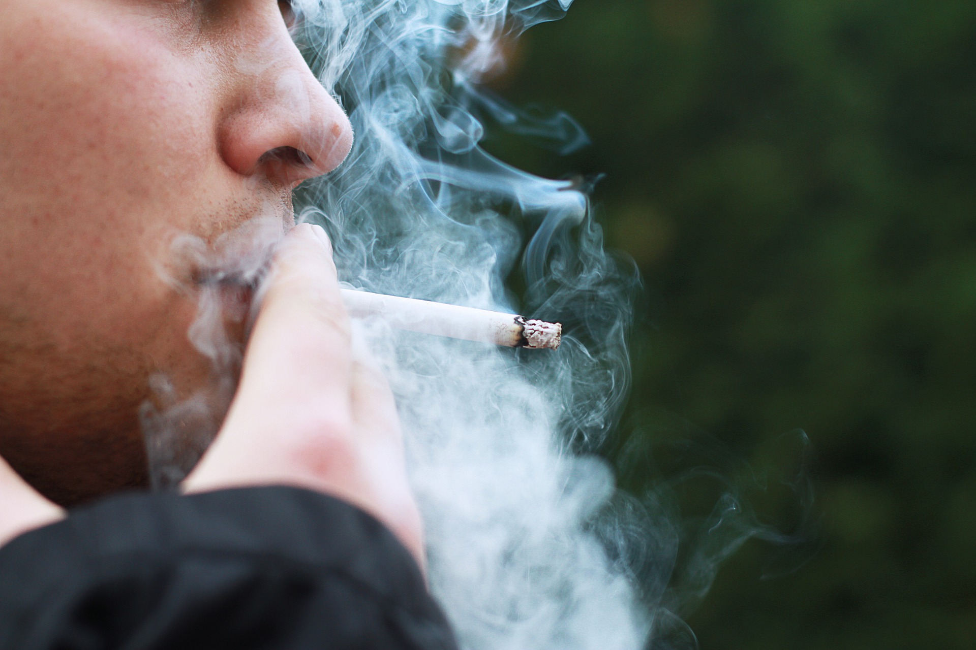 Bahaya Pembakaran Asap Rokok Boleh Menyebabkan Barah Paru-Paru