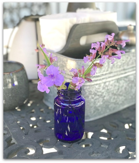 Easy Recycled Blue Glass Jar Vase