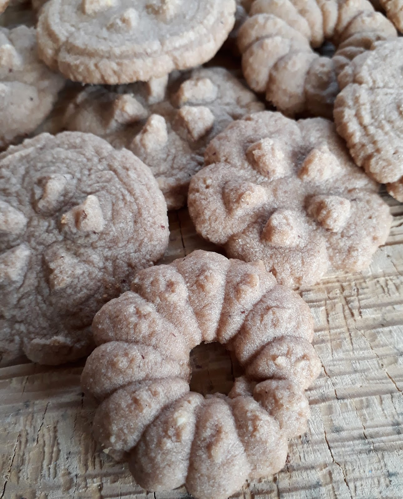 NOUGATPLÄTZCHEN (60 STÜCK) FÜR GEBÄCKPRESSE – Giorvy NOUGATPLÄTZCHEN (60 STÜCK) FÜR GEBÄCKPRESSE – Giorvy