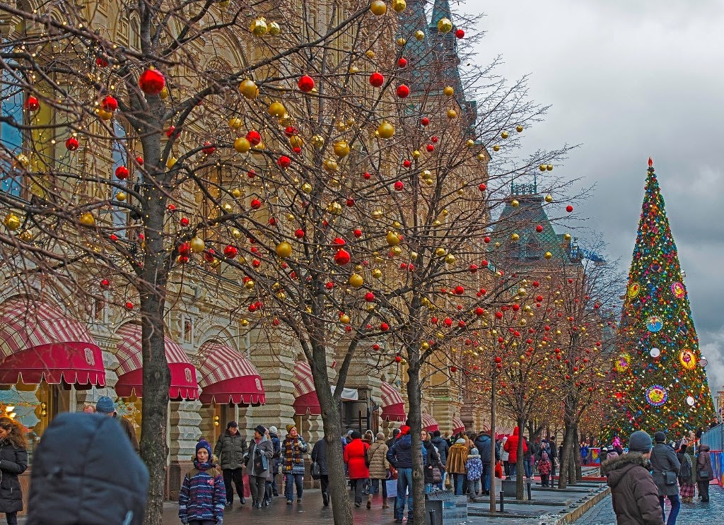 Нарядная москва