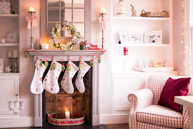 inspirational cosy Christmas decor featuring Laura Ashley autumn/winter 2017 items