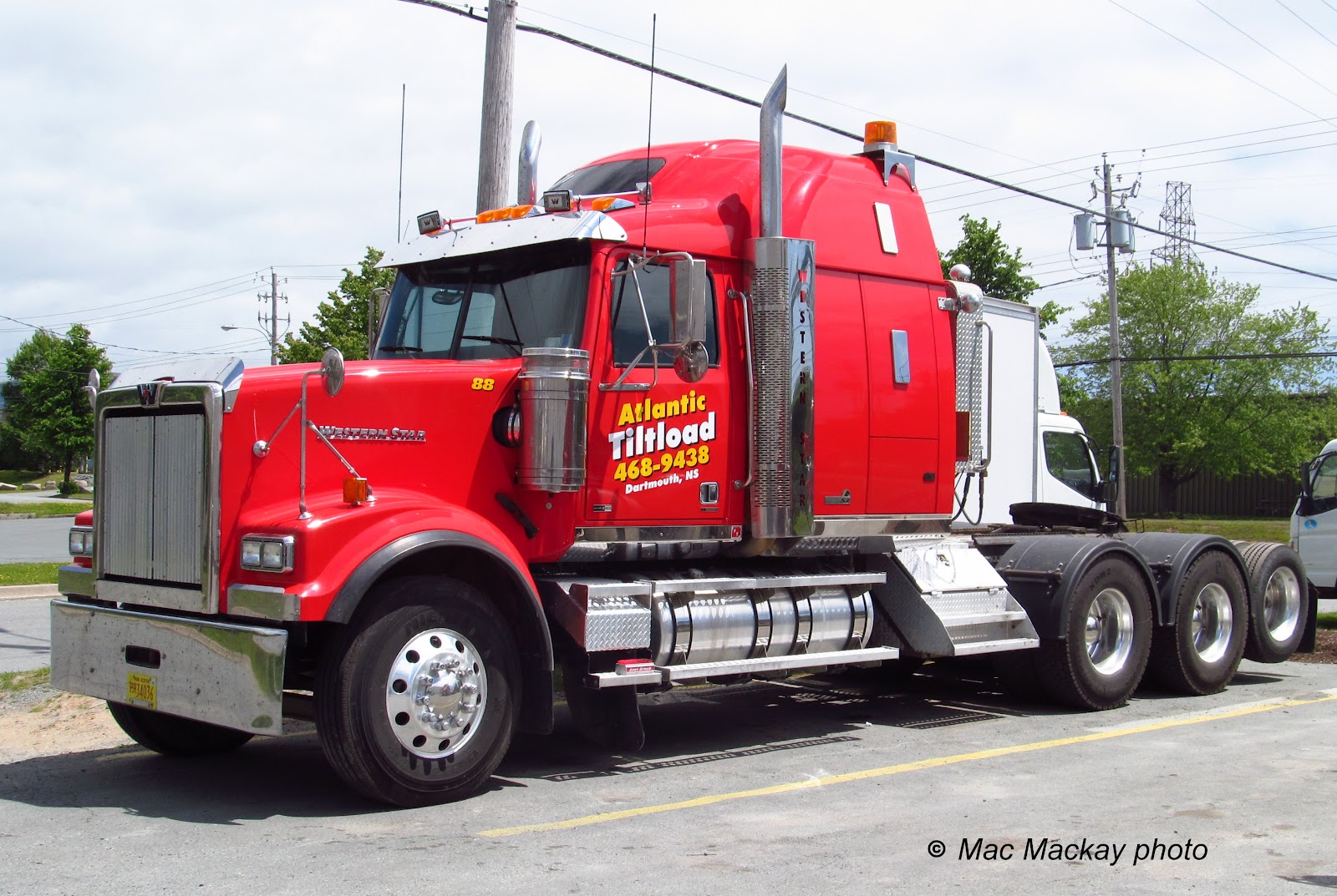 Truckfax Western Stars add Those Extra Axles