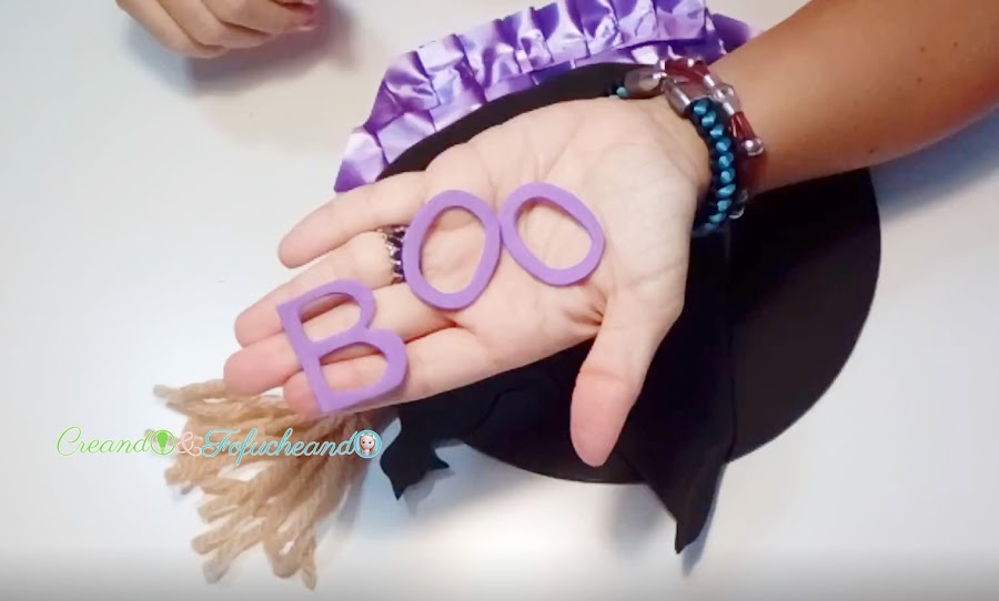letras-boo-como-hacer-una-corona-de-bruja-manualidades-para-halloween-creandoyfofucheando