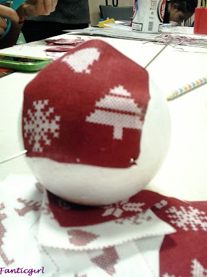 Factoría-DIY-bolas-de-Navidad-fanticgirl-Xmas-balls