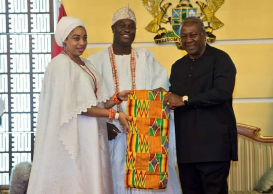 000 Photos: Ooni of Ife visits President of Ghana John Mahama