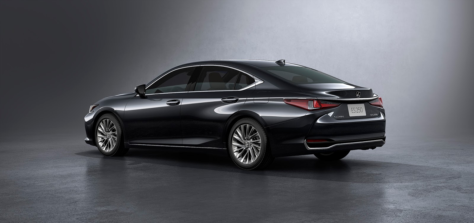 MotoringMalaysia The allnew Lexus ES250 will be Launched Soon