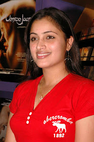 Navneet-Kaur-Tamil-Hot-Actress