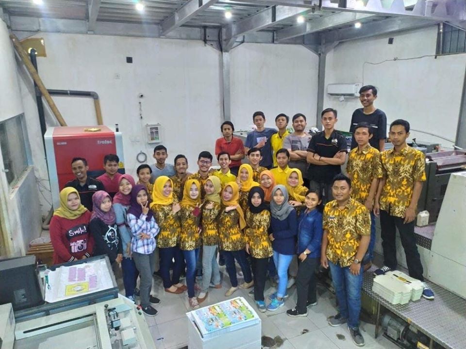 RYO PERCETAKAN DULU JUAL BENSIN ECERAN, KINI JADI