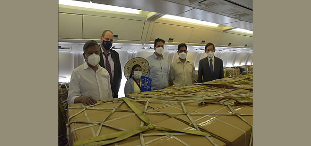 Bolivia recibió 200 mil vacunas Sinopharm y 4,2 millones de jeringas