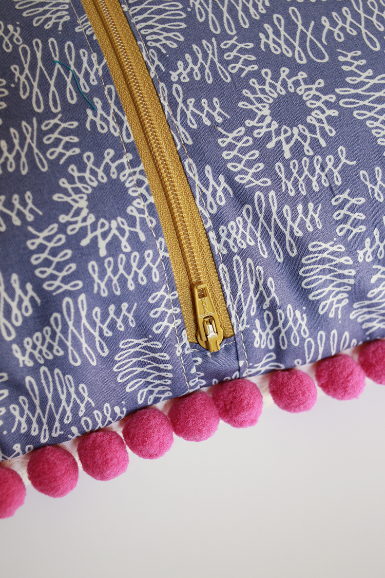 How to Sew a Square Pillow Cover with Pom Pom Trim - The Ruffled Purse®