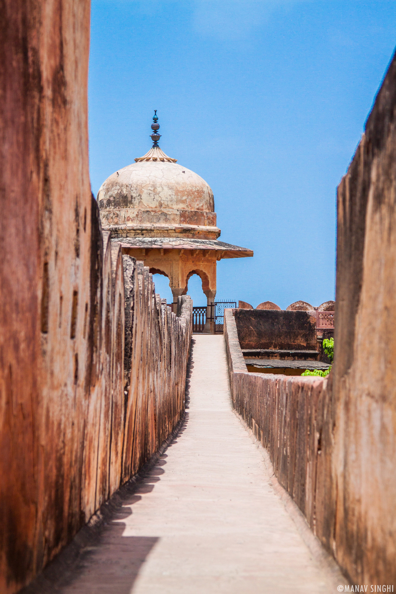 Path way to the Corner of Jaigarh Fort.