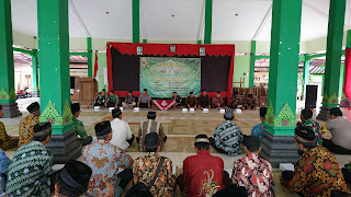 Syawalan bersama Keluarga Besar Pemerintah Desa Caturharjo Syawalan bersama Keluarga Besar Pemerintah Desa Caturharjo