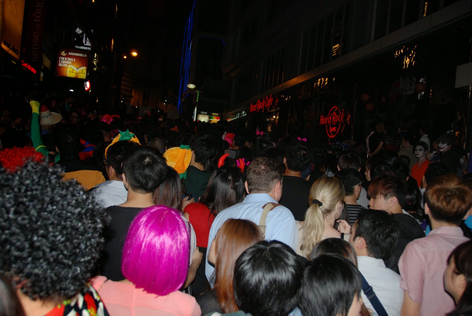 Un sueño de viaje!!!  Hong Kong - Tailandia - Filipinas - Blogs de Asia - Jueves 31/10: Hong Kong y su fiesta de Halloween (12)