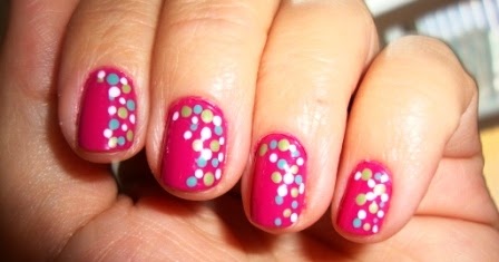 Simmer and Glimmer: Nice Nails- Fuchsia and Dots Galore