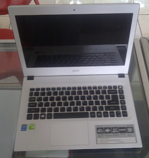Laptop Acer Aspire E5-473-5GWF
