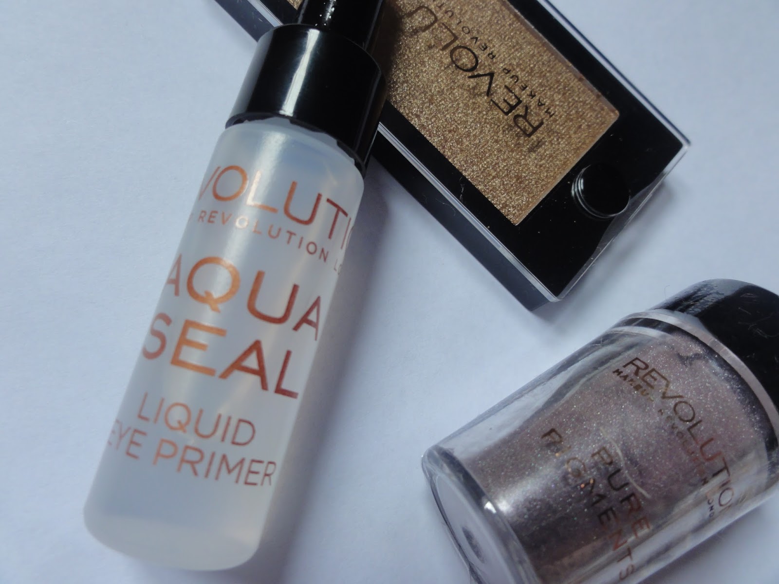 revolution aqua seal