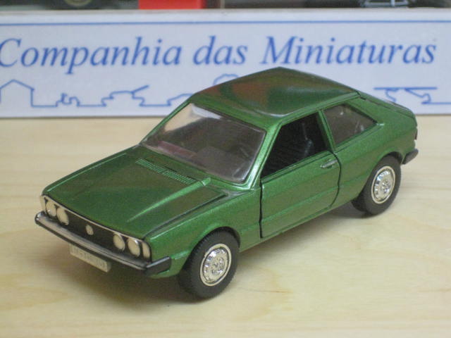 SCHUCO 1:43 Nr. 301620 VOLKSWAGEN VW SCIROCCO I TS Grünmetallic