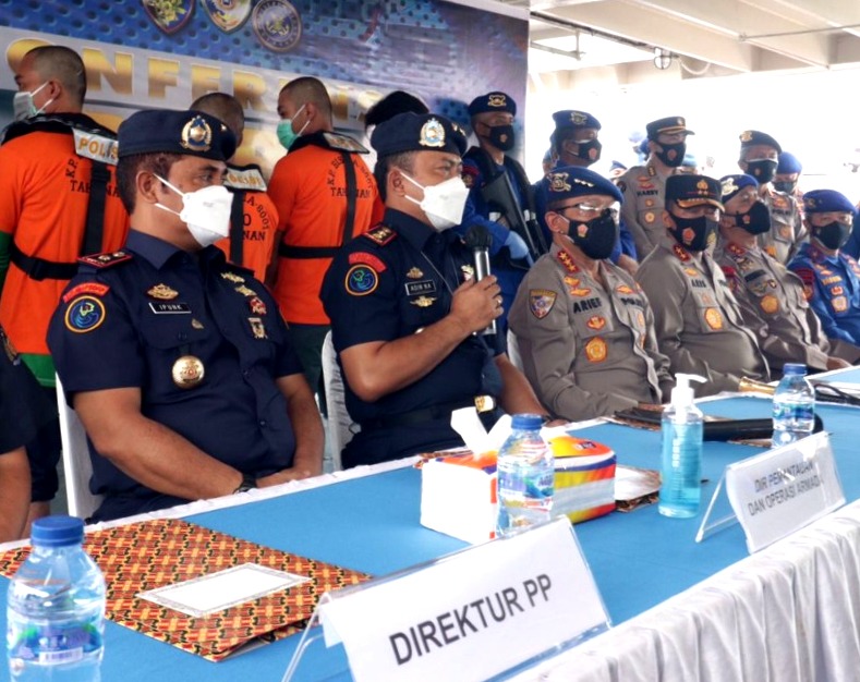 Kabaharkam Polri: 4 KIA Vietnam Curi Ikan di Kepri, Pertahun Capai Rp 1 Triliun Lebih Kabaharkam Polri: 4 KIA Vietnam Curi Ikan di Kepri, Pertahun Capai Rp 1 Triliun Lebih