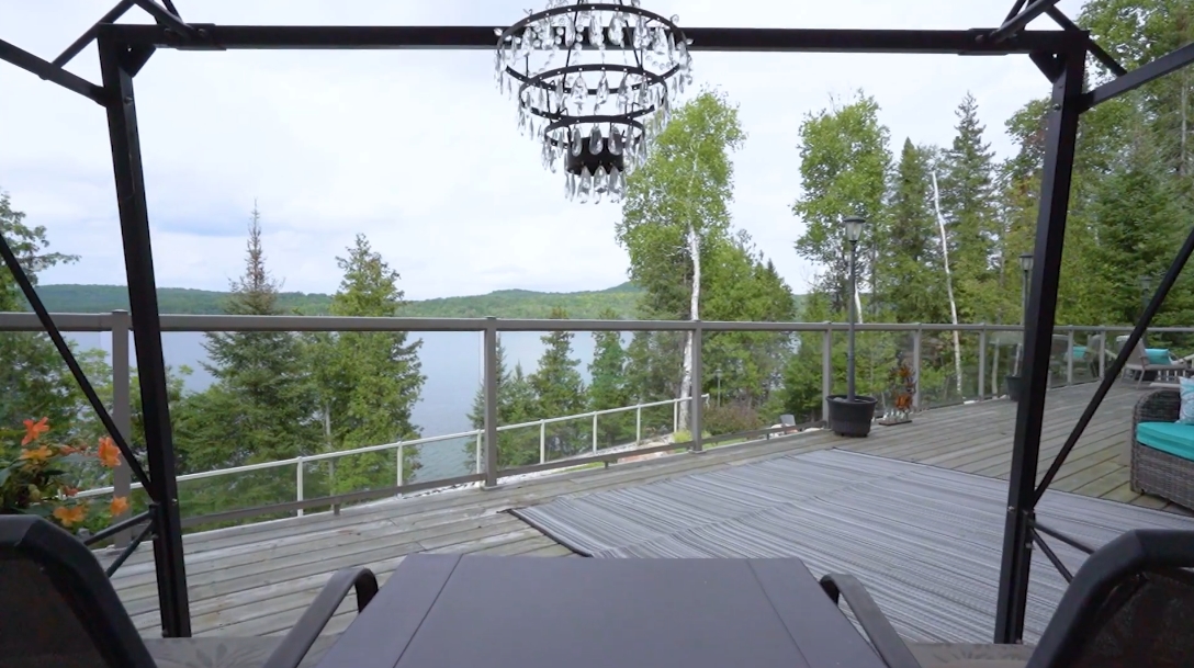 22 Photos vs. 1150 Peninsula Rd, North Bay, ON Interior Design Luxury Home Tour