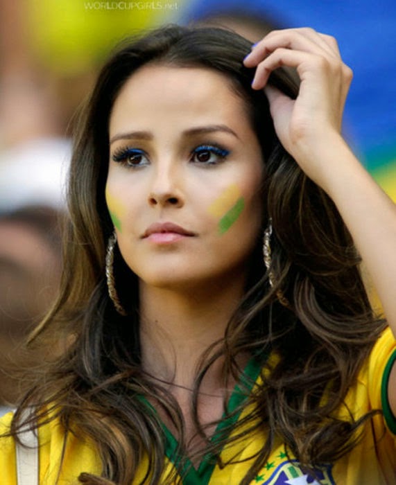 Best Brazilian Babes From The World Cup ~ Damn Cool Pictures