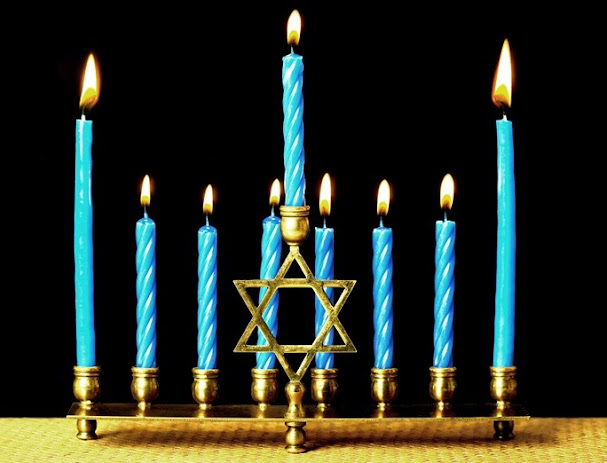 How Many Candles On A Hanukkah Menorah