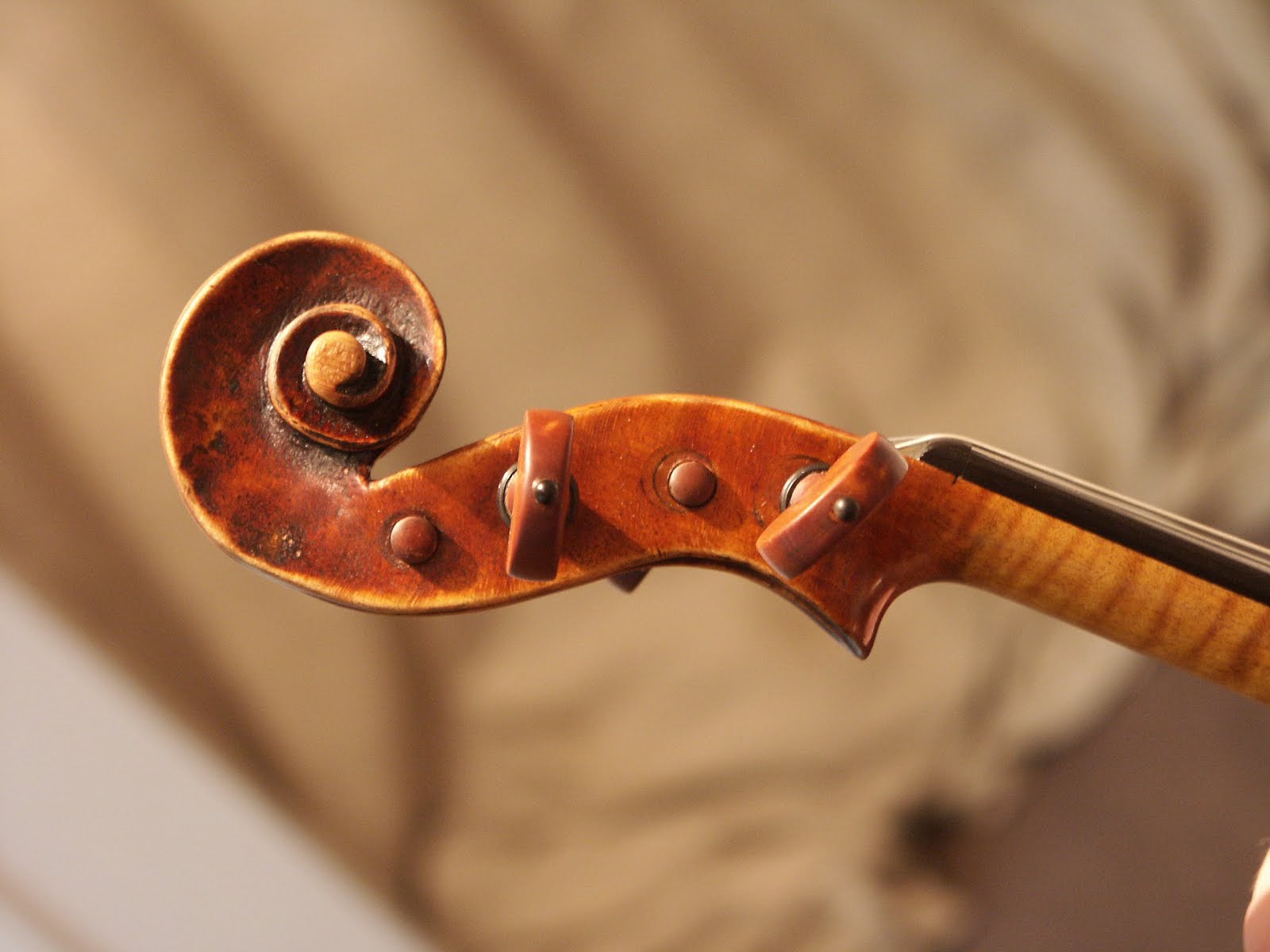 Violin maker's blog
