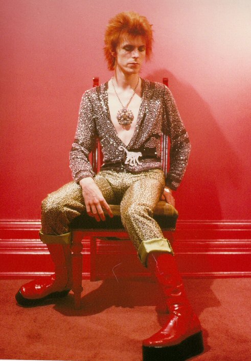 Somebody Stole My Thunder: More Bowie pics