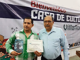 Carlos de la Cruz poeta y escritor independiente de Chiapas