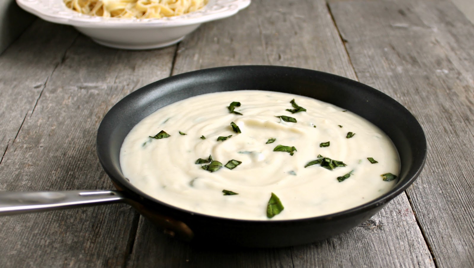 Hungry Couple Light Spinach Lasagna with Cauliflower Sauce