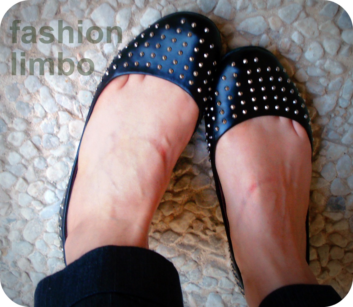 http://1.bp.blogspot.com/-FVOKr7Nt7pI/TaSg1mE4YnI/AAAAAAAABxU/11Z7xz8eY8A/s1600/audreyshoes.jpg