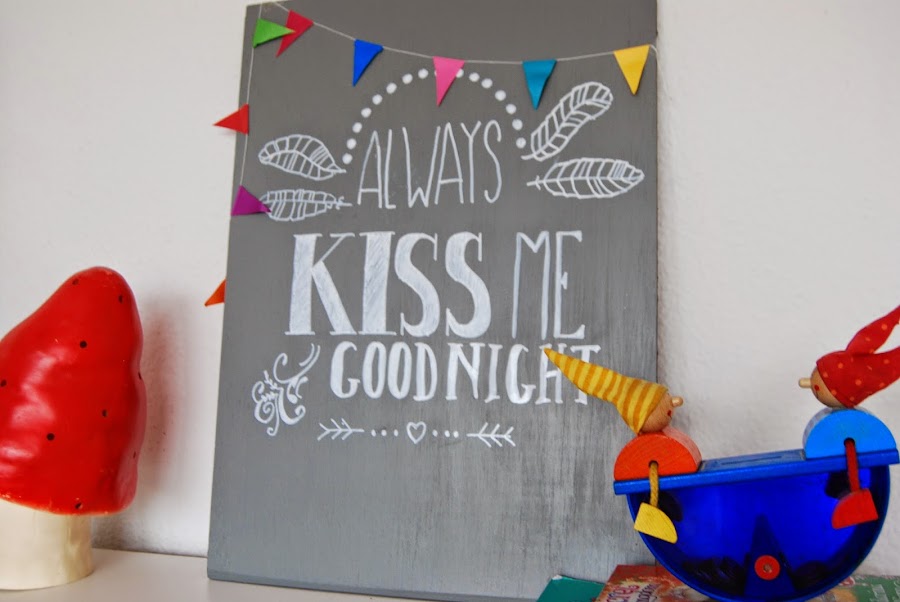 http://sosunnyblog.blogspot.com.es/2015/02/diy-cartel-de-madera-con-ilustracion.html