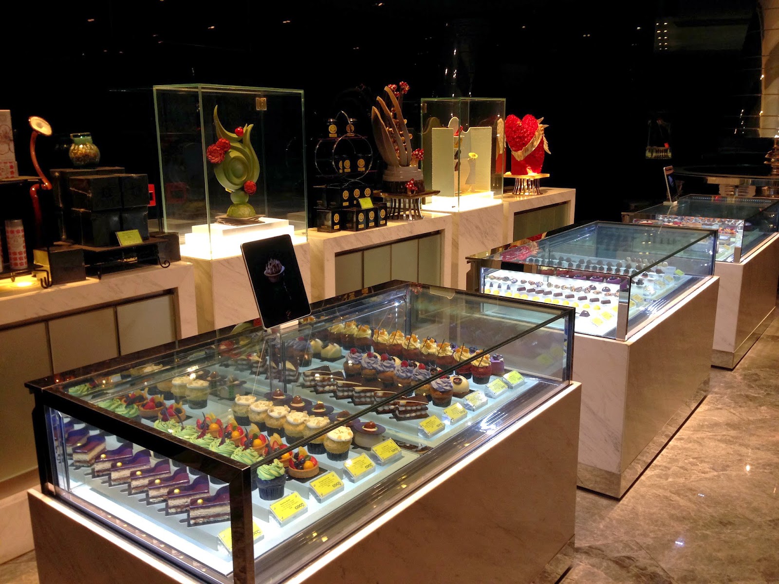 COCO (Hong Kong, CHINA) ★★★☆☆ A traveling foodie's gastronomic diary