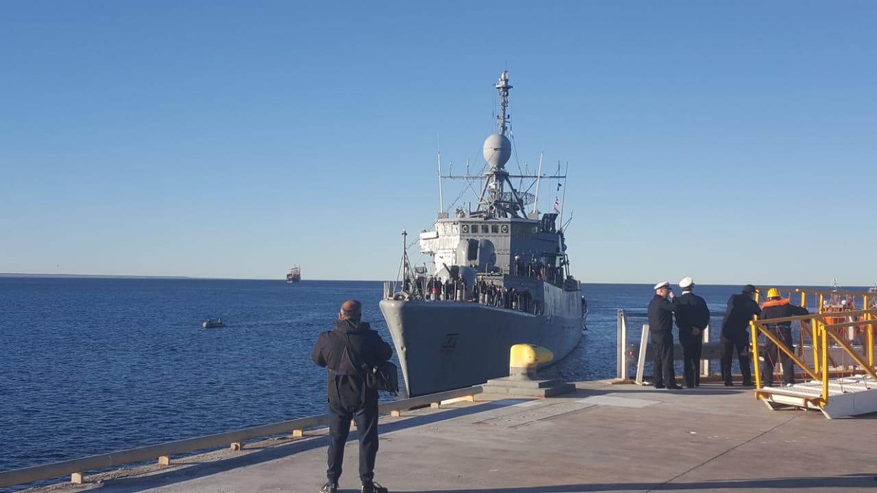 Poder Naval La Corbeta (P41) ARA Espora, en Puerto Madryn