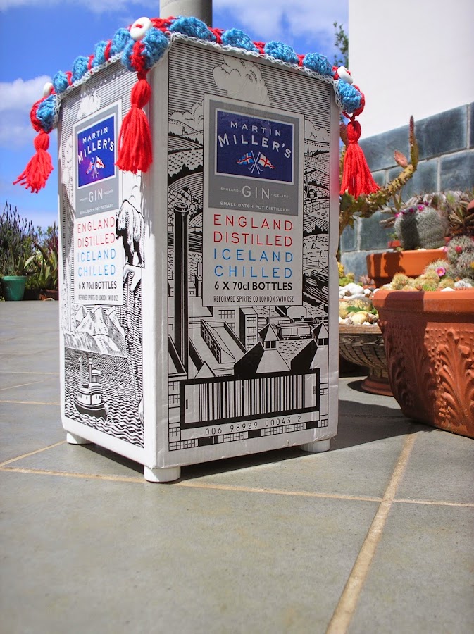 reciclar caja de cartón para hacer papelera del vestidor | Manualidades