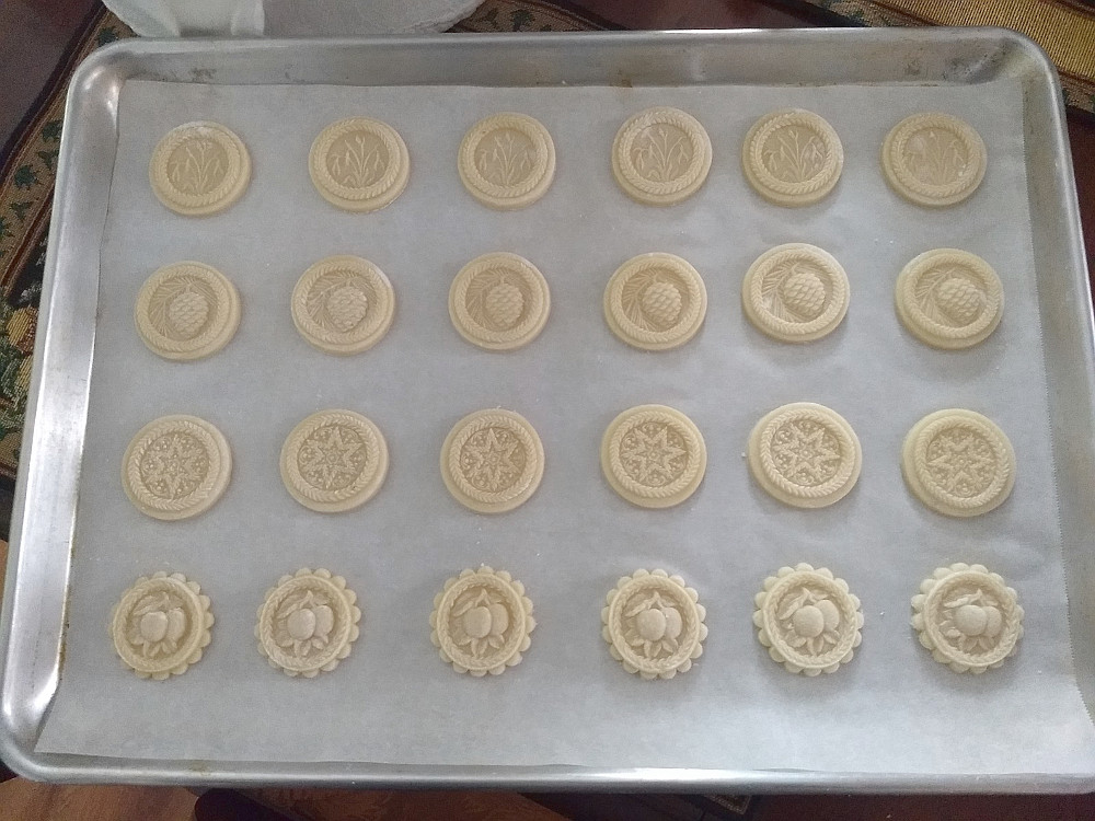 Culinary Alchemy: Frankfurter Brenten / White Marzipan Cookies - Molded ...