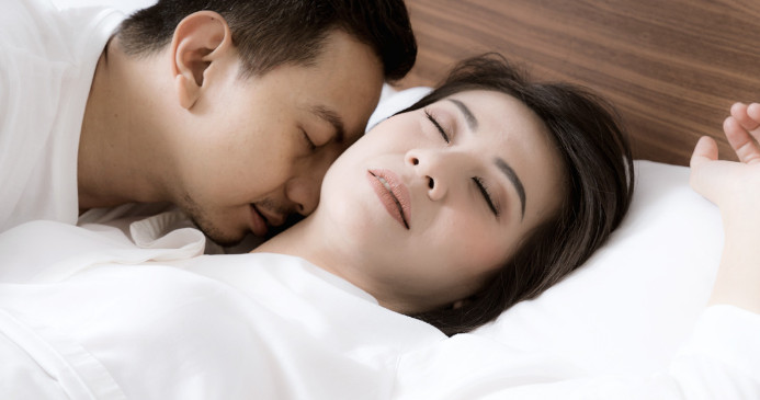 15+ Arti Mimpi Bercinta Dengan Istri