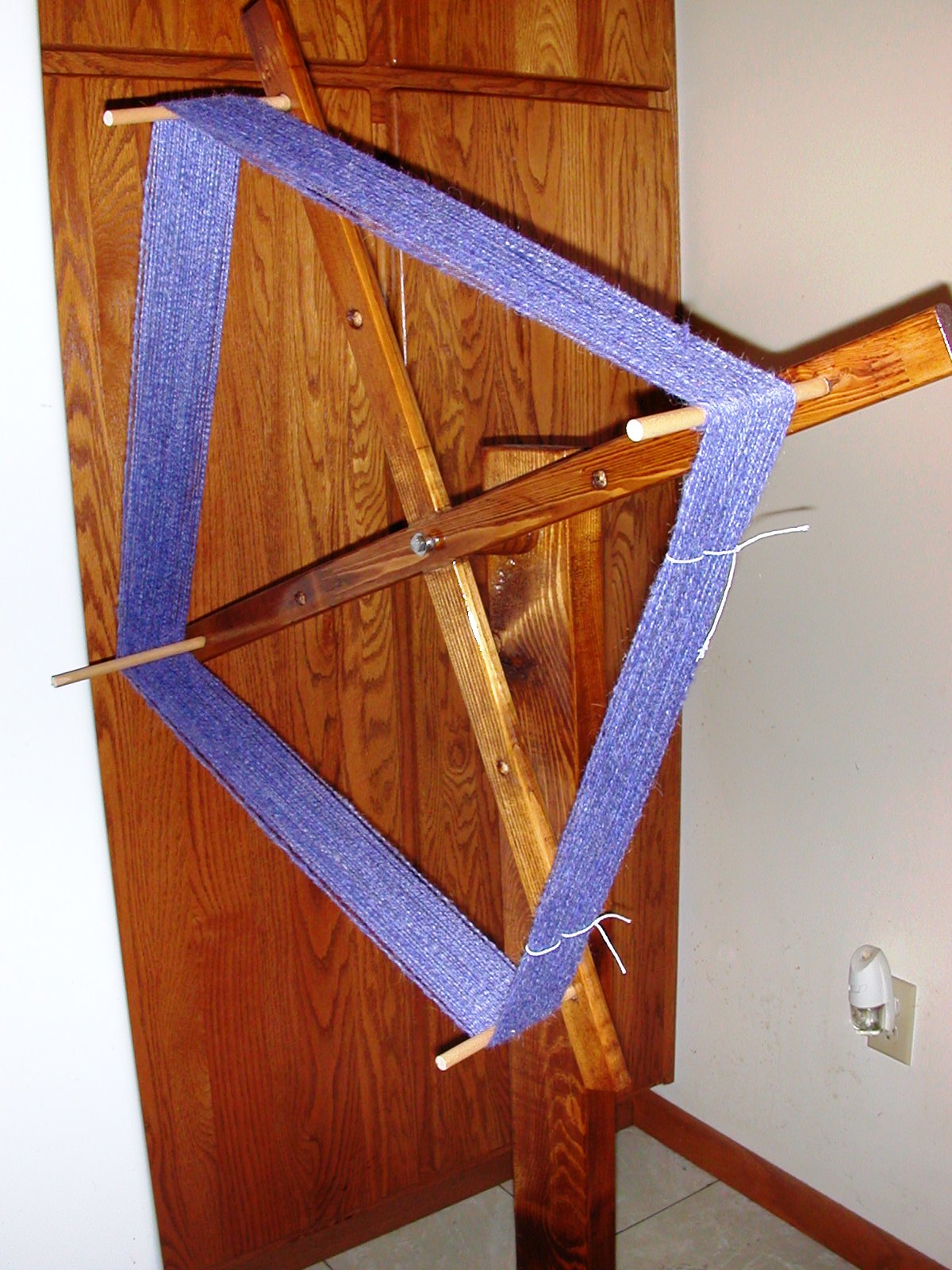 Cindi's Textile Haven Homemade Skein Winder