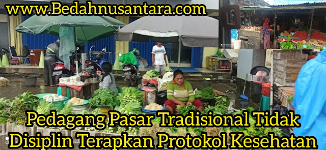 Pedagang Pasar tradisional Tidak Disiplin Terapkan Protokol Kesehatan 1 WhatsApp%2BImage%2B2020 07 15%2Bat%2B16.49.51