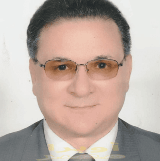 دكتور سعيد شوقي لو لوحة شرف أوبرا مصر