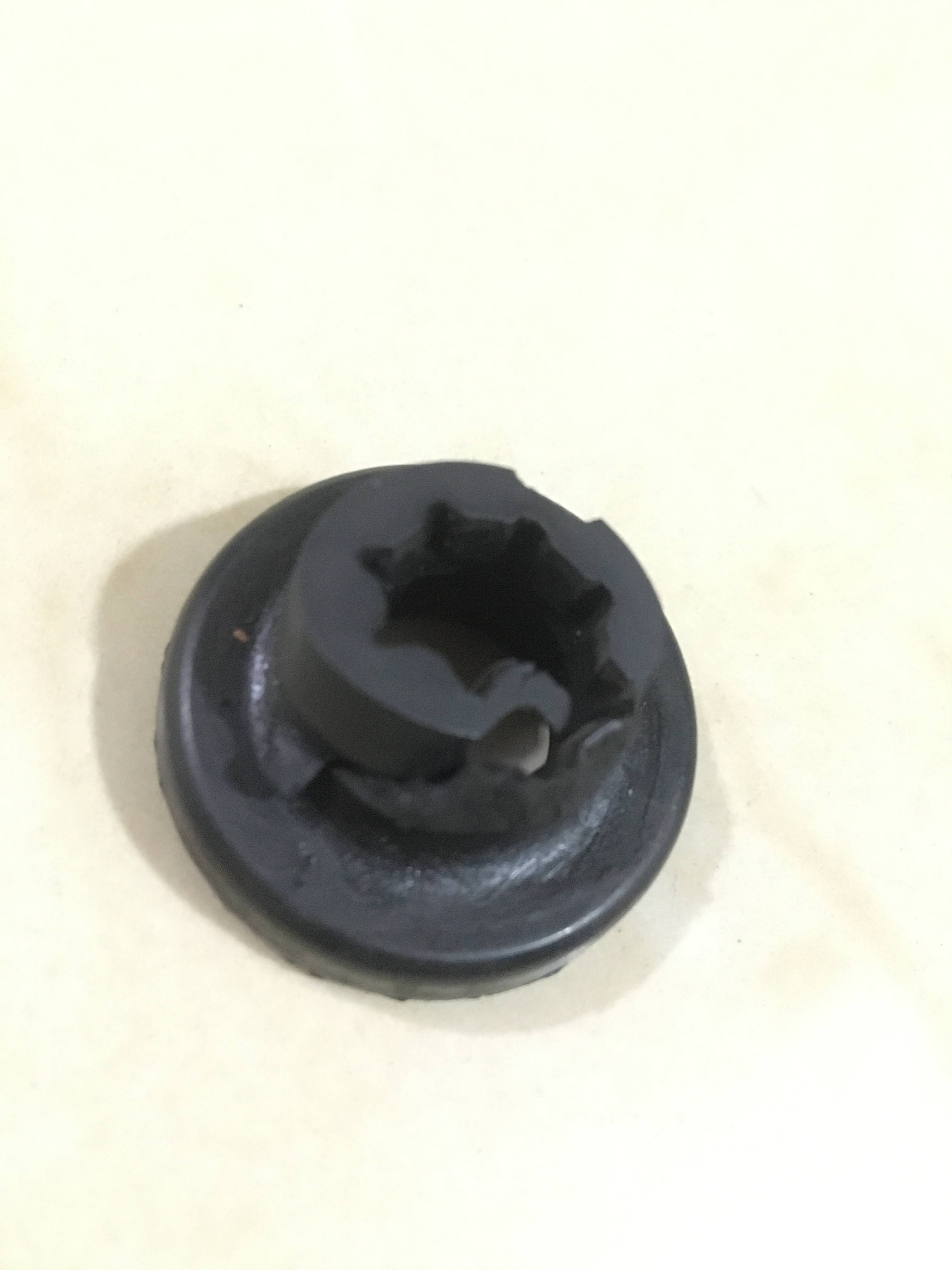 Fix air box or engine cover rattle on a 1.3 multijet engine