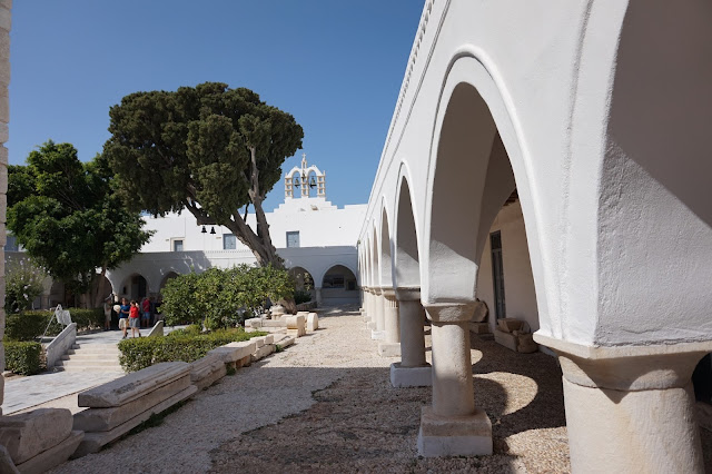 Parikia - Cathédrale Panagia Ekatontapiliani