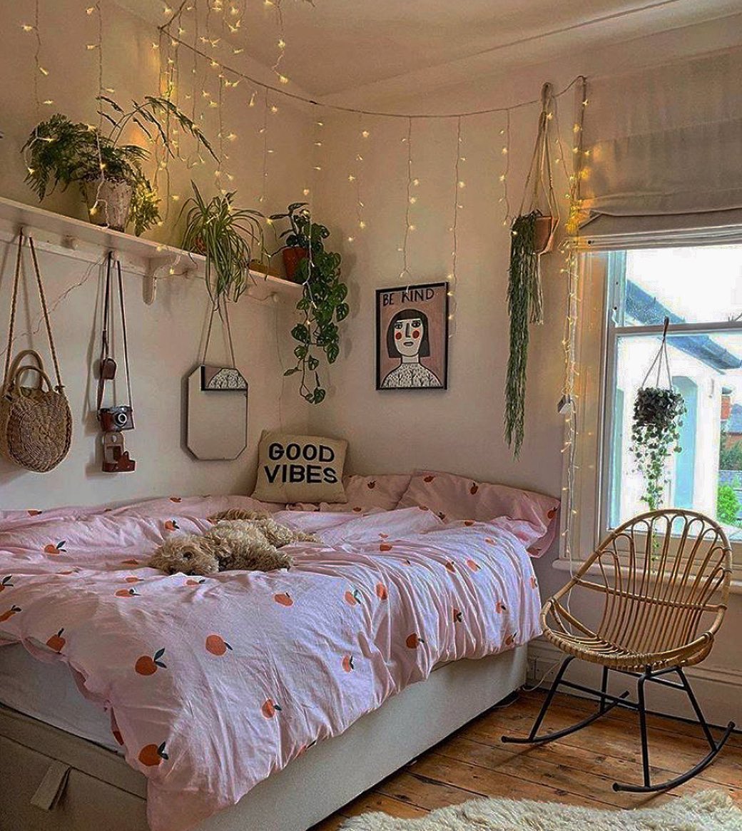 99 Room Decor